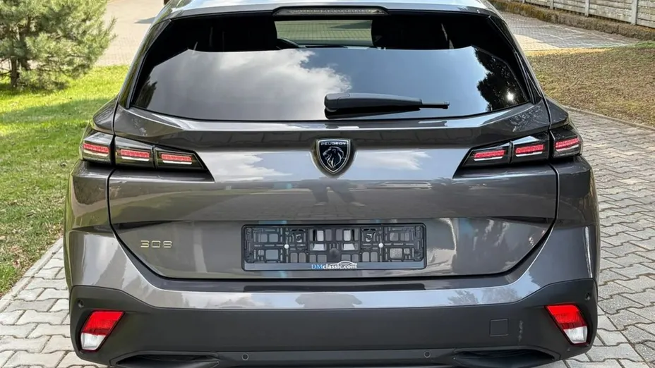 PEUGEOT 308 -