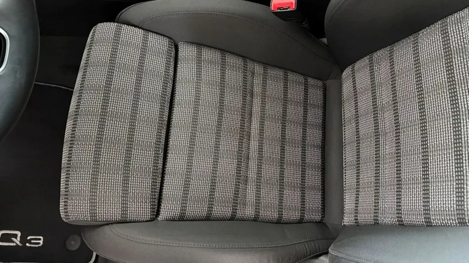 AUDI Q3 -