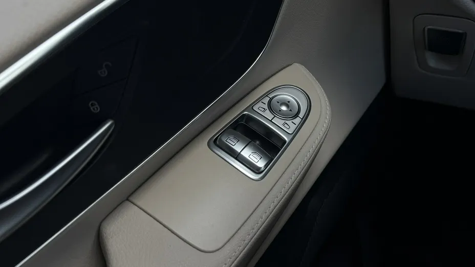 MERCEDES-BENZ V Klasa -