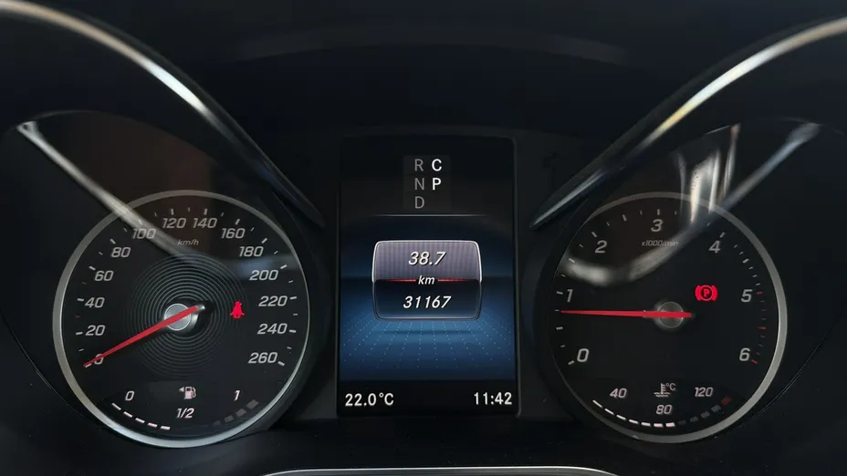 MERCEDES-BENZ V Klasa -