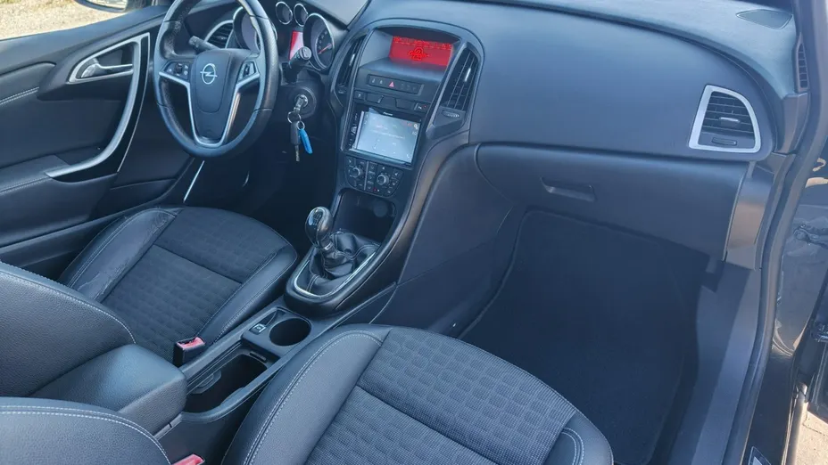 OPEL Astra -