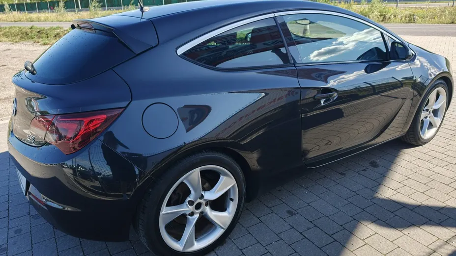 OPEL Astra -