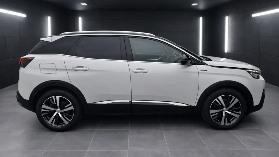 PEUGEOT 3008 -