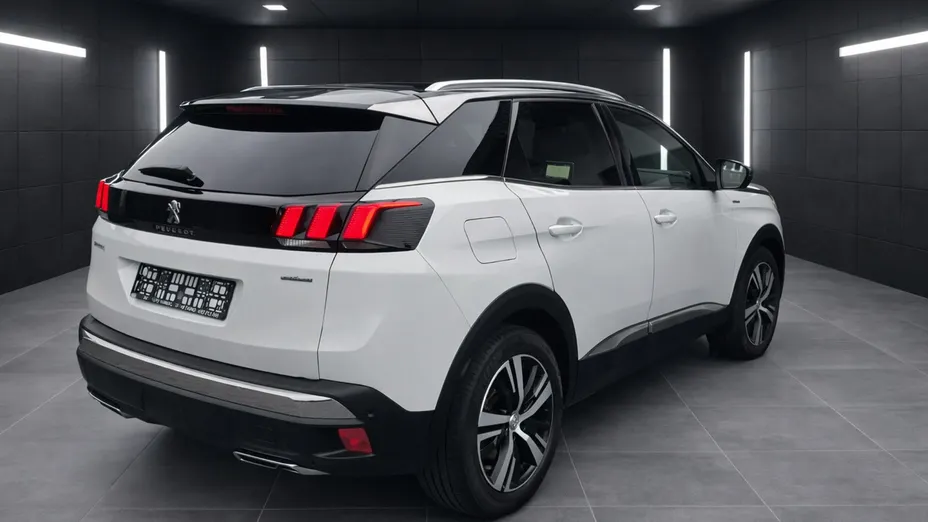 PEUGEOT 3008 -