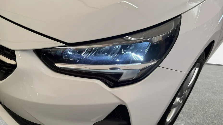 OPEL Corsa -