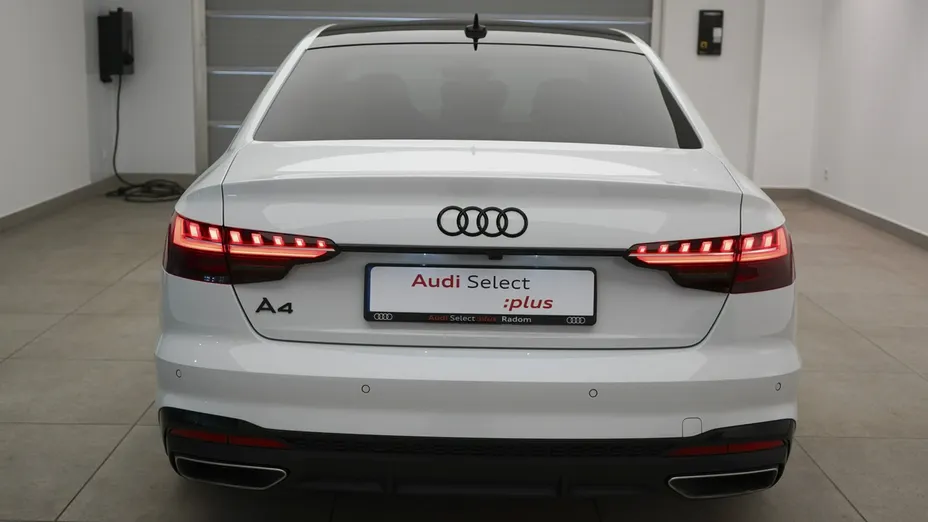 AUDI A4 -