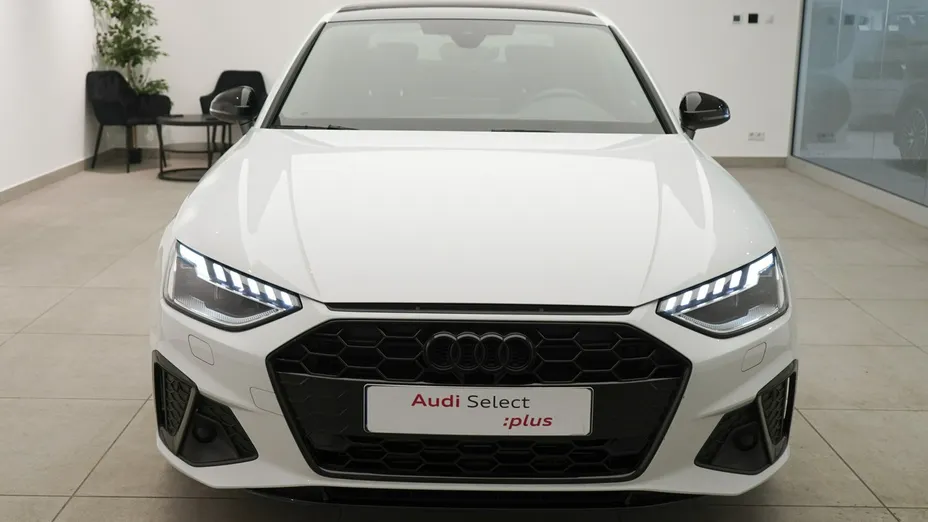 AUDI A4 -