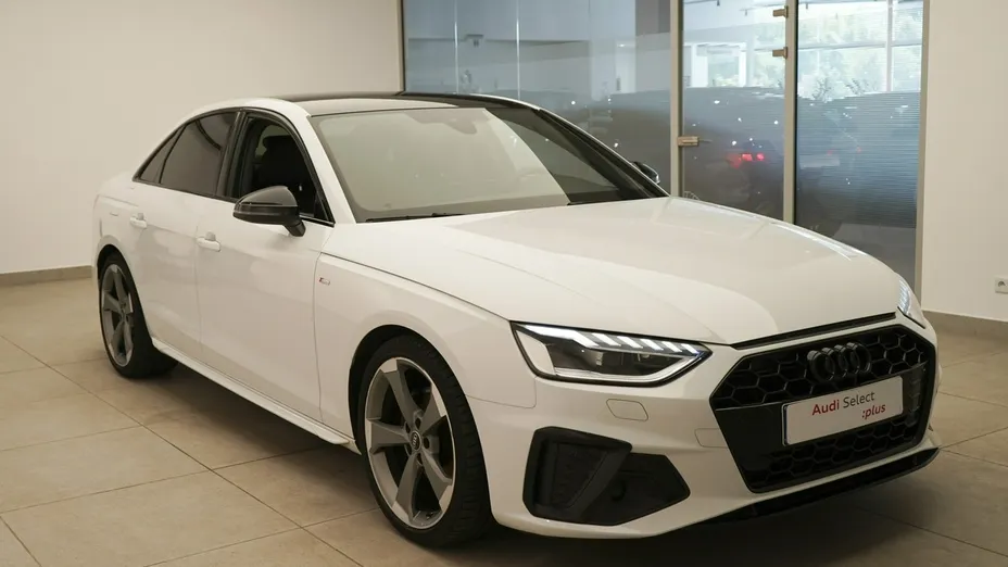 AUDI A4 -