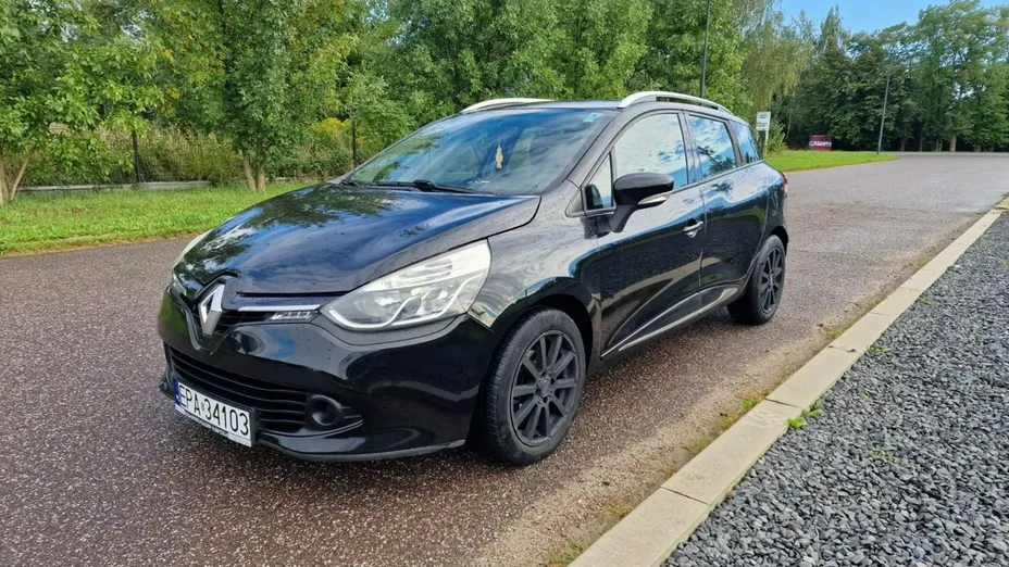 RENAULT Clio -