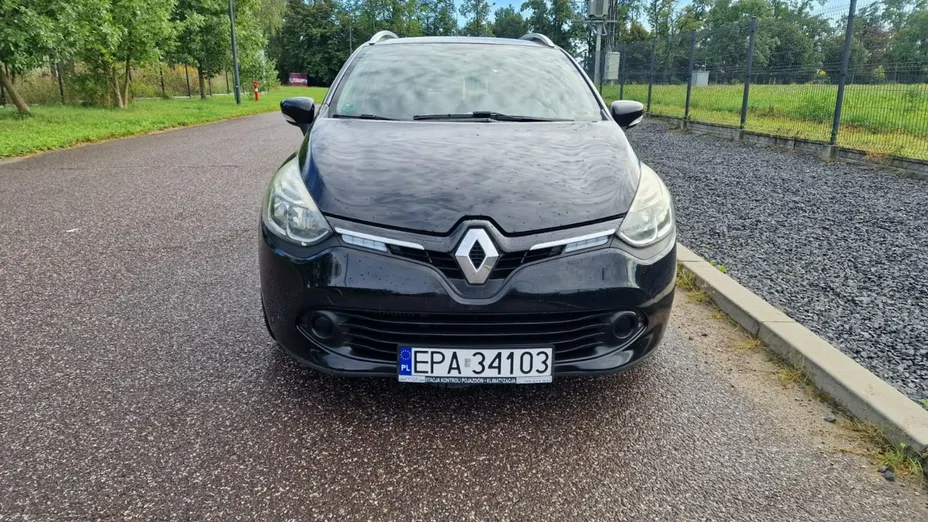 RENAULT Clio -