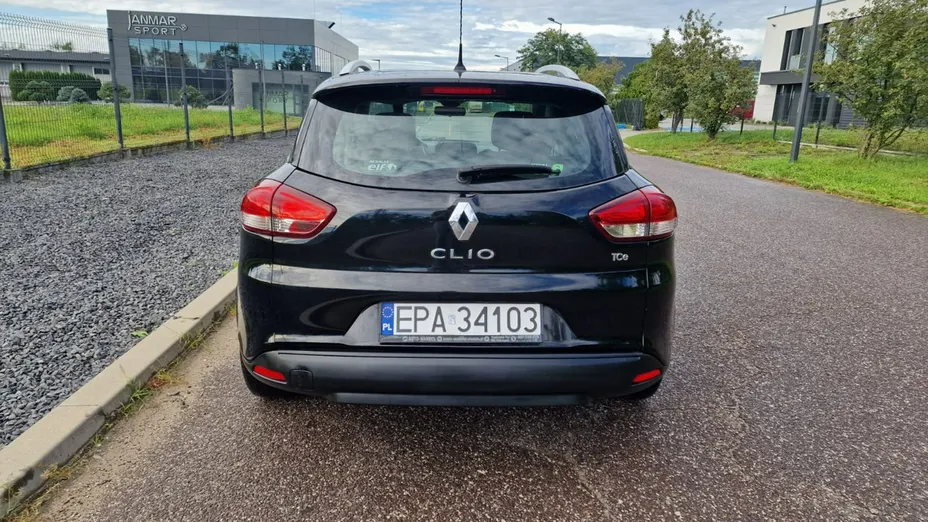 RENAULT Clio -