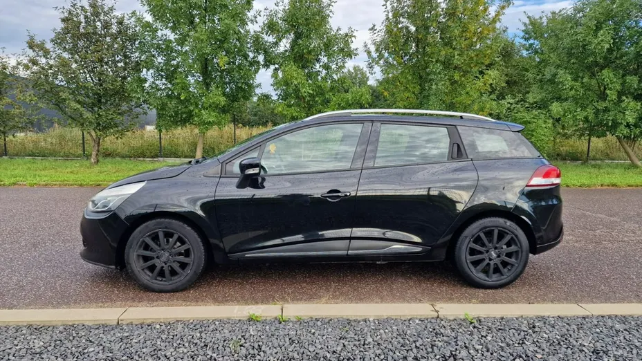 RENAULT Clio -
