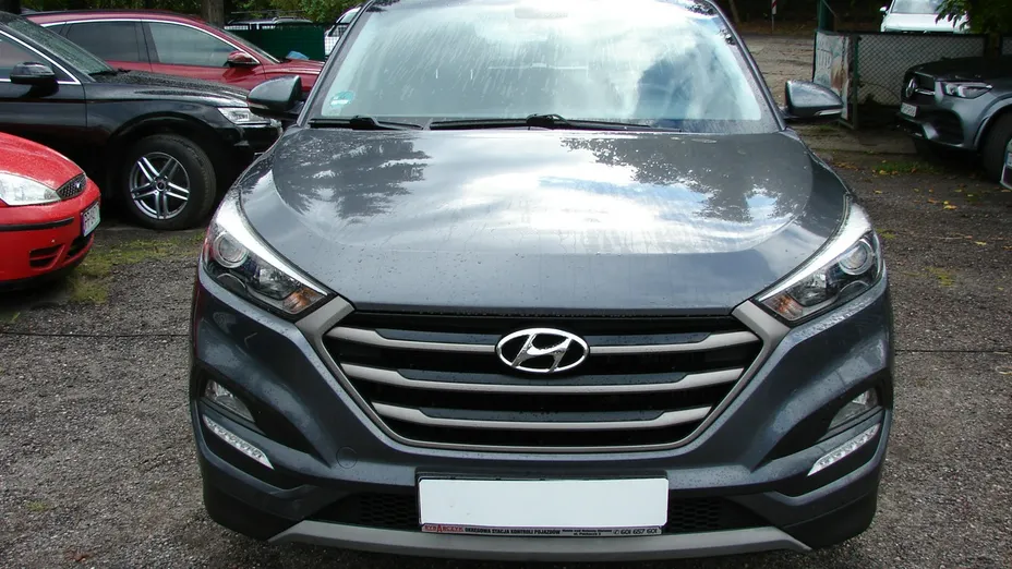 HYUNDAI Tucson -