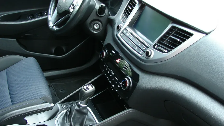 HYUNDAI Tucson -