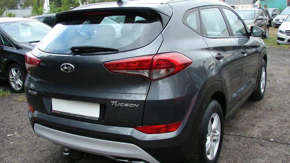 HYUNDAI Tucson -