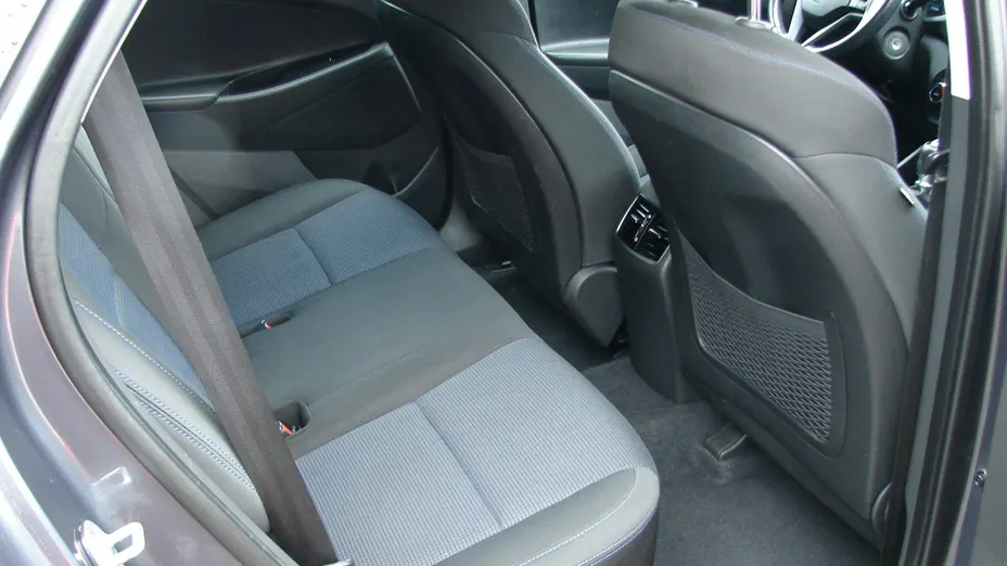 HYUNDAI Tucson -