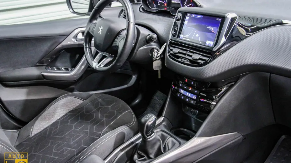 PEUGEOT 2008 -