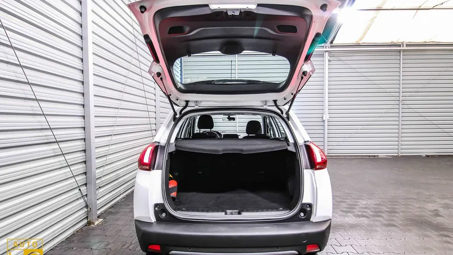 PEUGEOT 2008 -