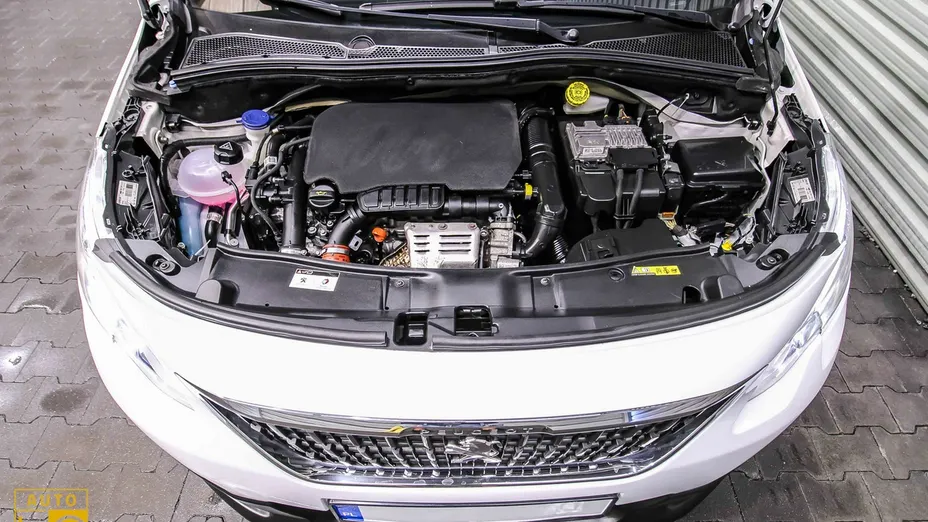 PEUGEOT 2008 -