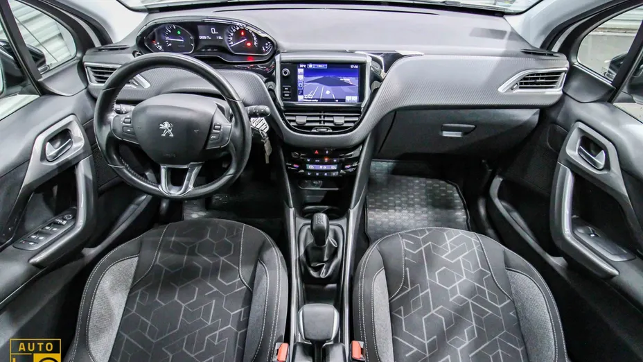 PEUGEOT 2008 -