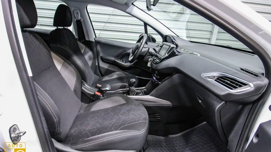 PEUGEOT 2008 -