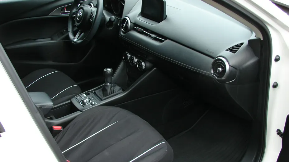 MAZDA CX-3 -