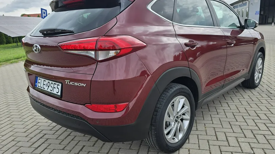 HYUNDAI Tucson -