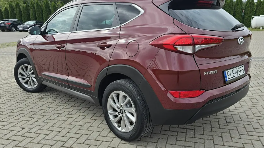 HYUNDAI Tucson -