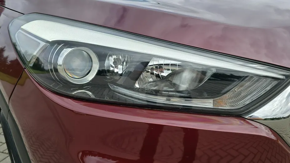 HYUNDAI Tucson -