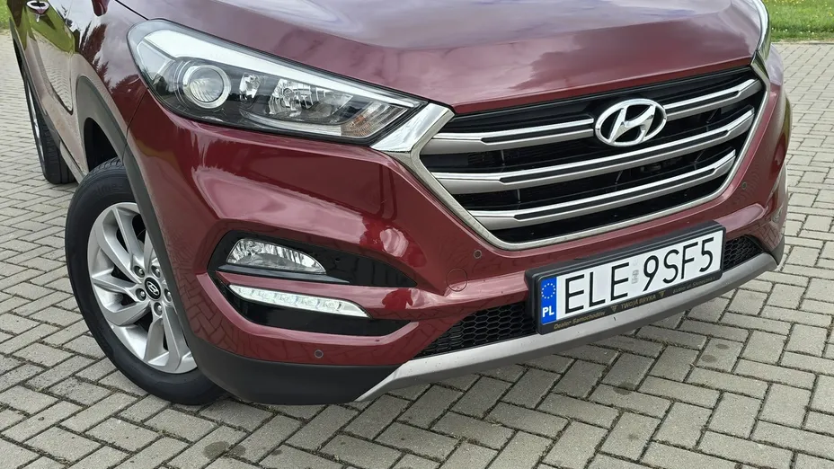 HYUNDAI Tucson -