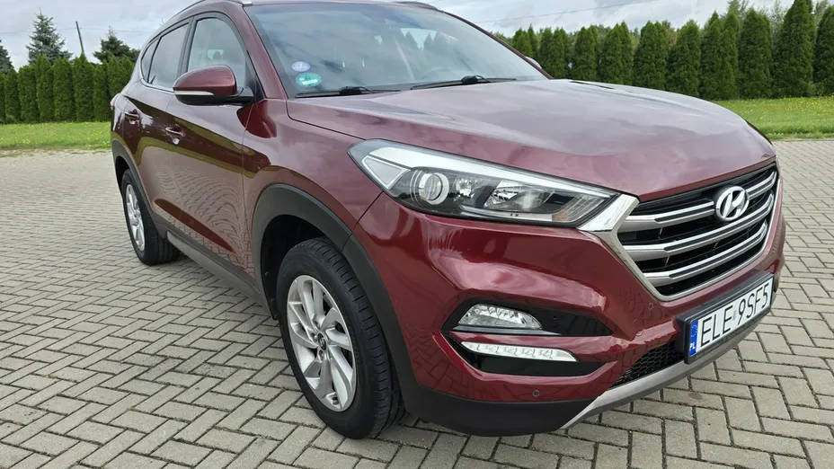 HYUNDAI Tucson -