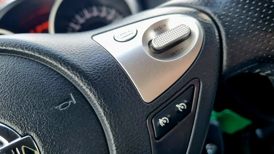 NISSAN Juke -
