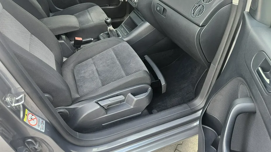 VOLKSWAGEN Golf Plus -