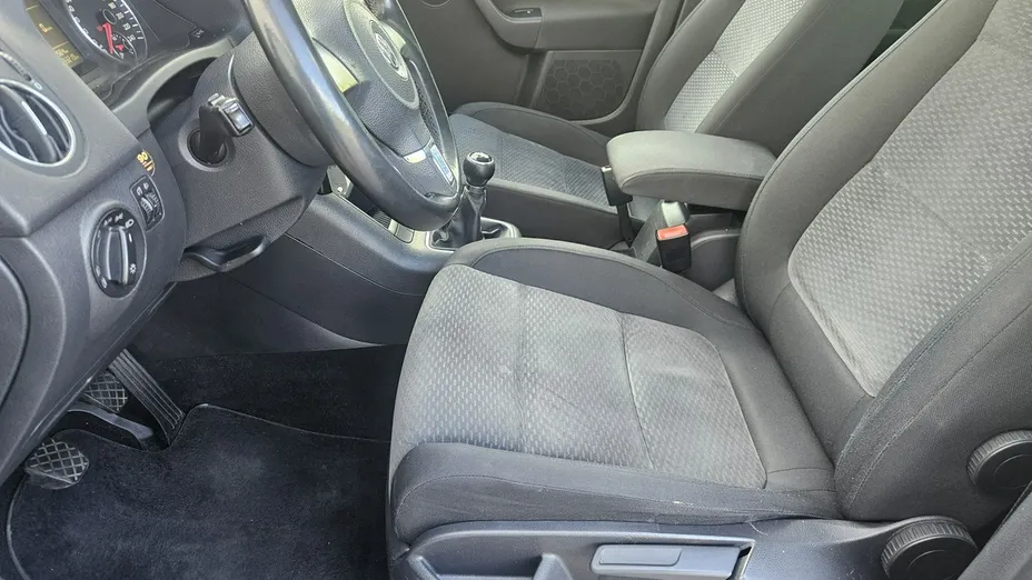 VOLKSWAGEN Golf Plus -