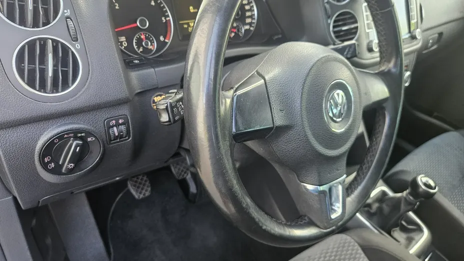 VOLKSWAGEN Golf Plus -