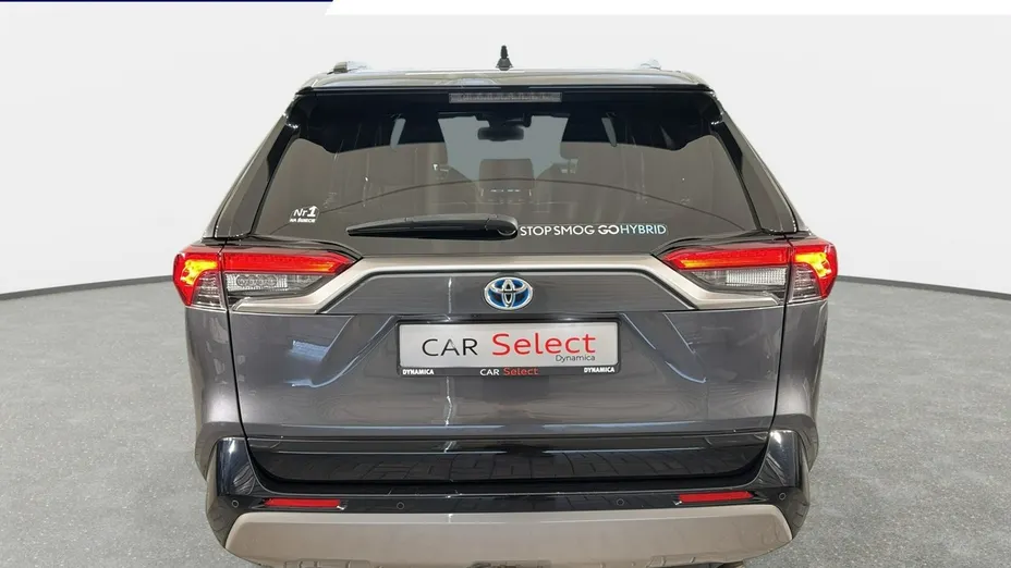 TOYOTA RAV4 -
