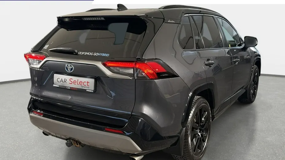 TOYOTA RAV4 -