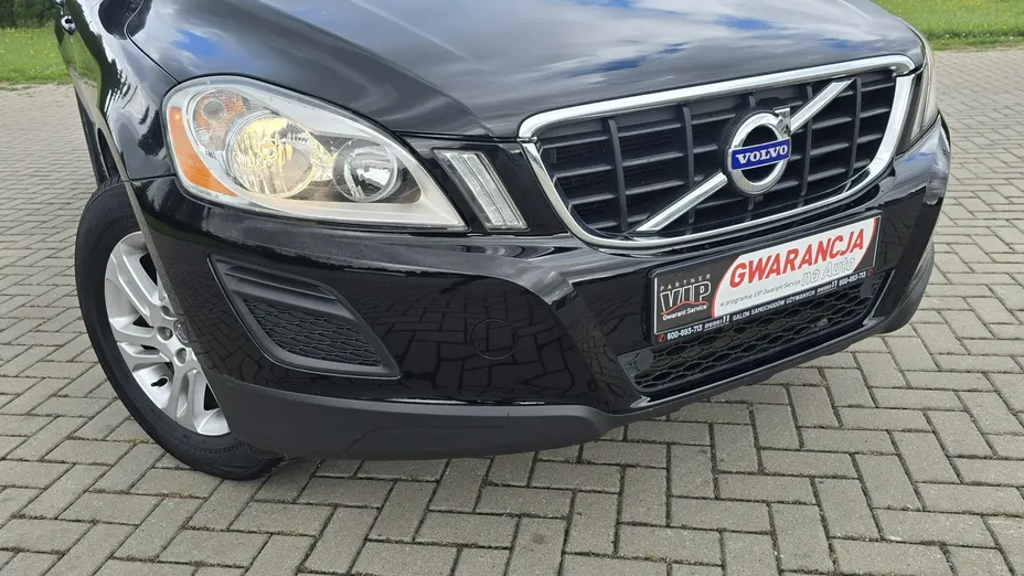 VOLVO XC60 -