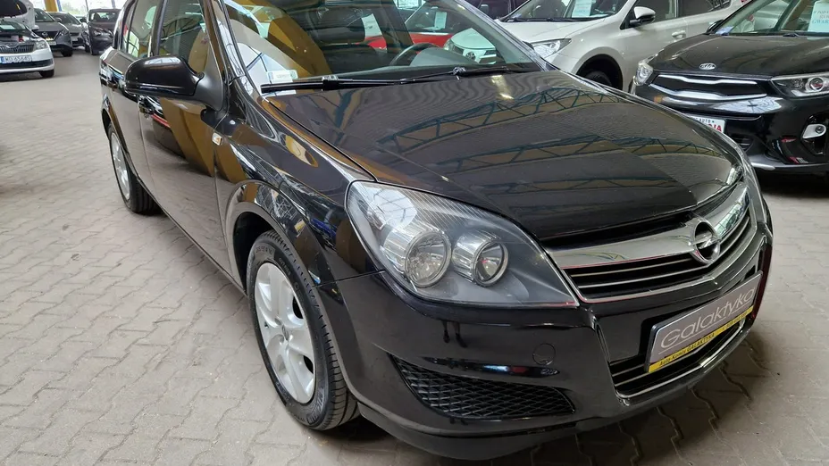 OPEL Astra -