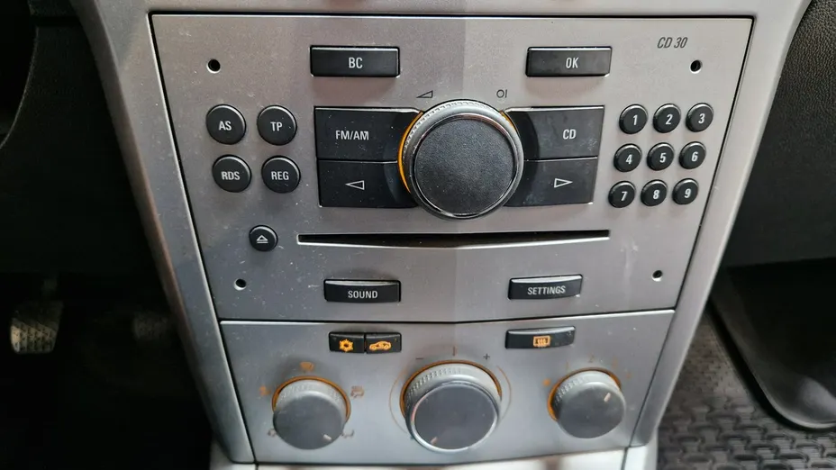 OPEL Astra -