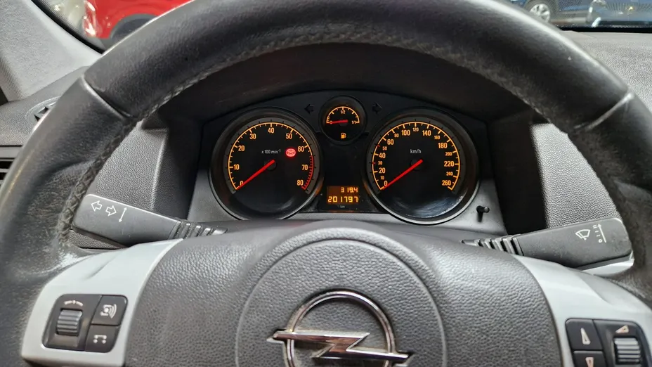 OPEL Astra -