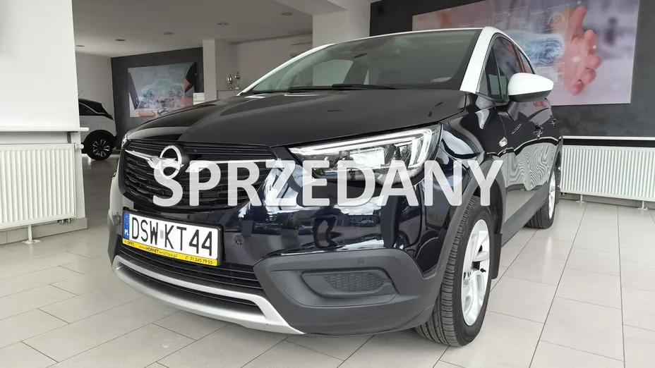 OPEL Crossland X -