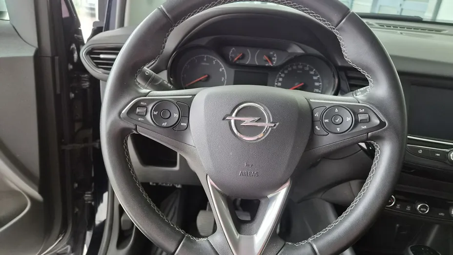OPEL Crossland X -