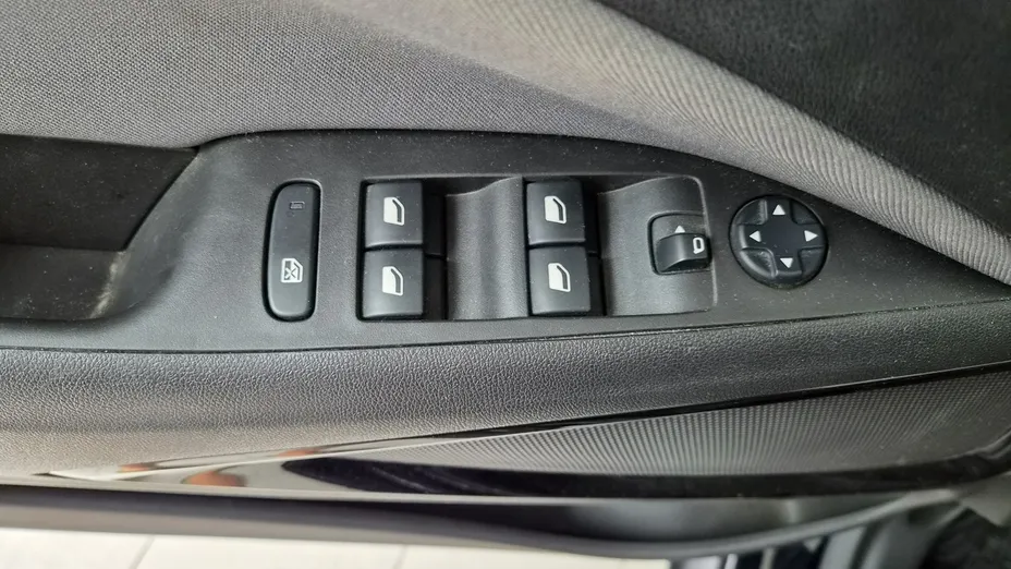 OPEL Crossland X -