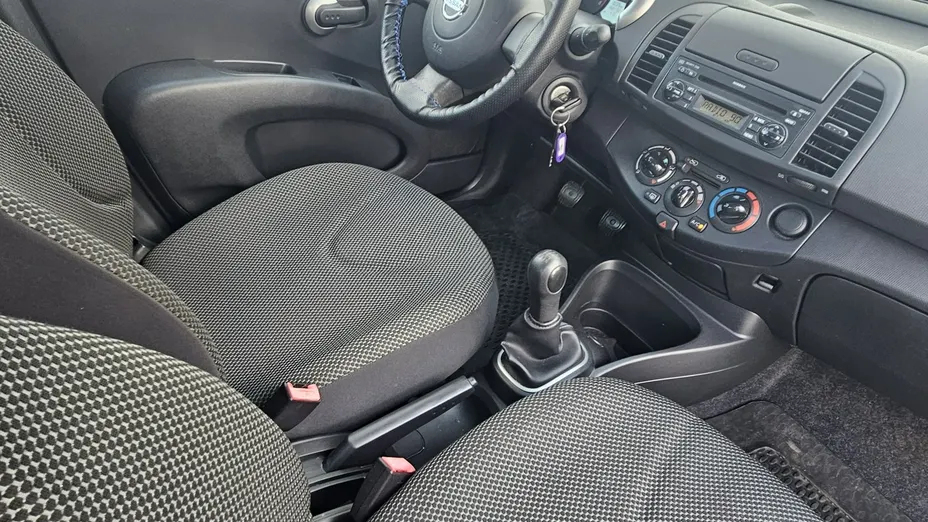 NISSAN Micra -