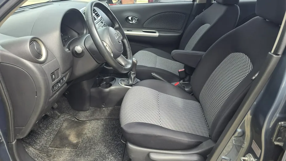 NISSAN Micra -