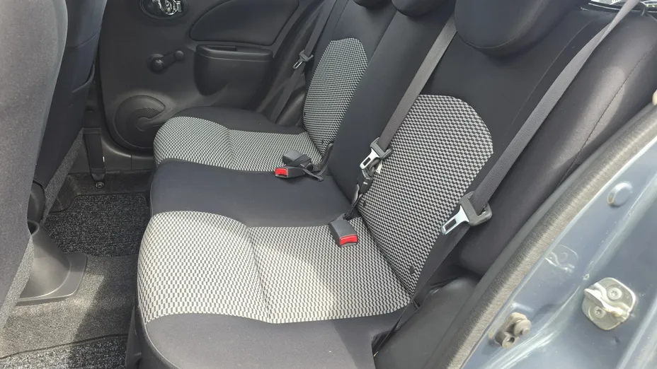 NISSAN Micra -