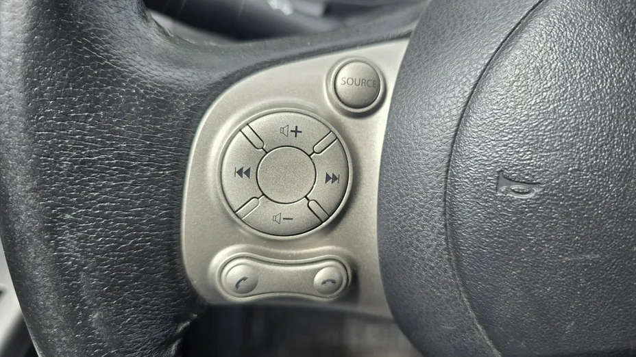 NISSAN Micra -