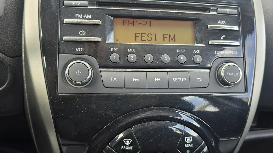 NISSAN Micra -