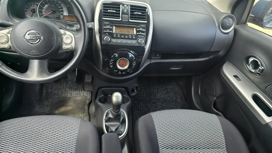 NISSAN Micra -